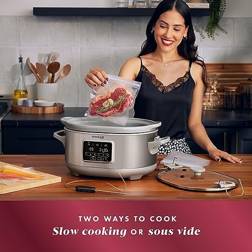 Crock-Pot 7 Quart Programmable Cook & Carry Slow Cooker S19L